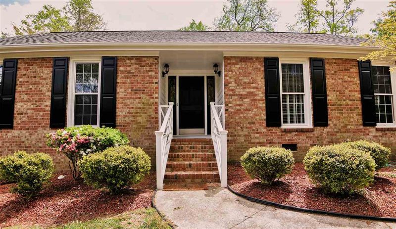 1100 Wellstone Cir, Apex, NC 27502