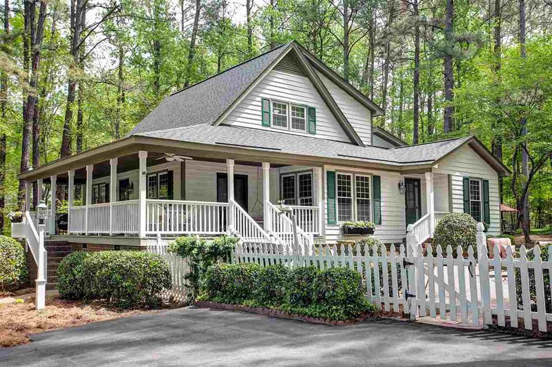 11000 Pacer Ct, Raleigh, NC 27614