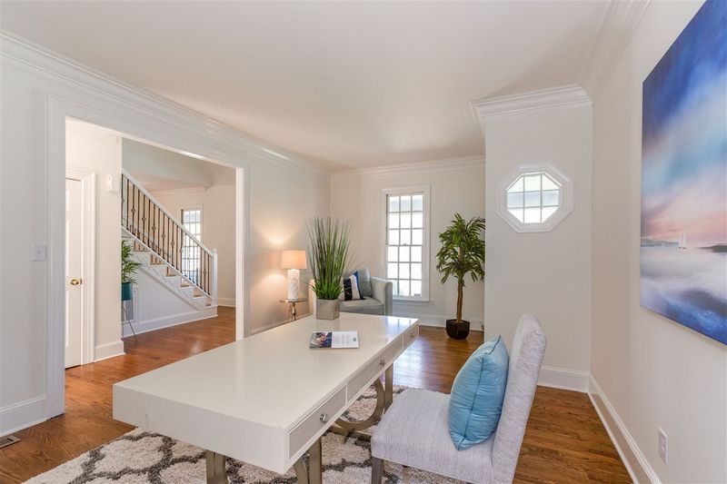 11005 Honeycutt Rd, Raleigh, NC 27614