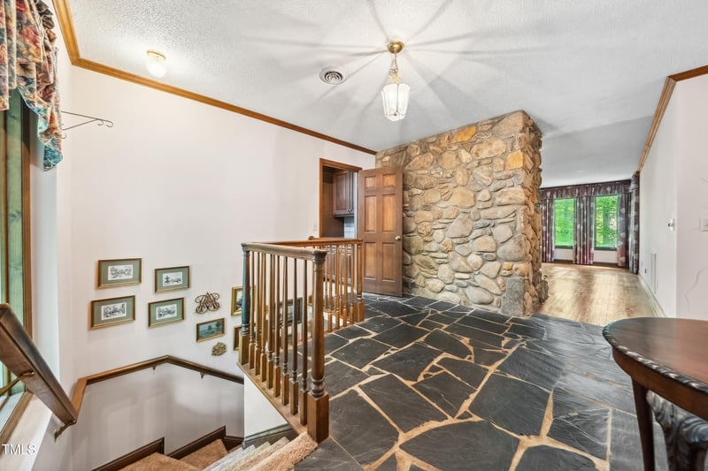 11009 Eaglerock Dr, Raleigh, NC 27613
