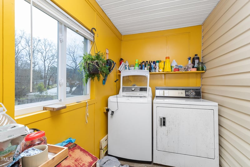 1101 2nd St, Lillington, NC 27546