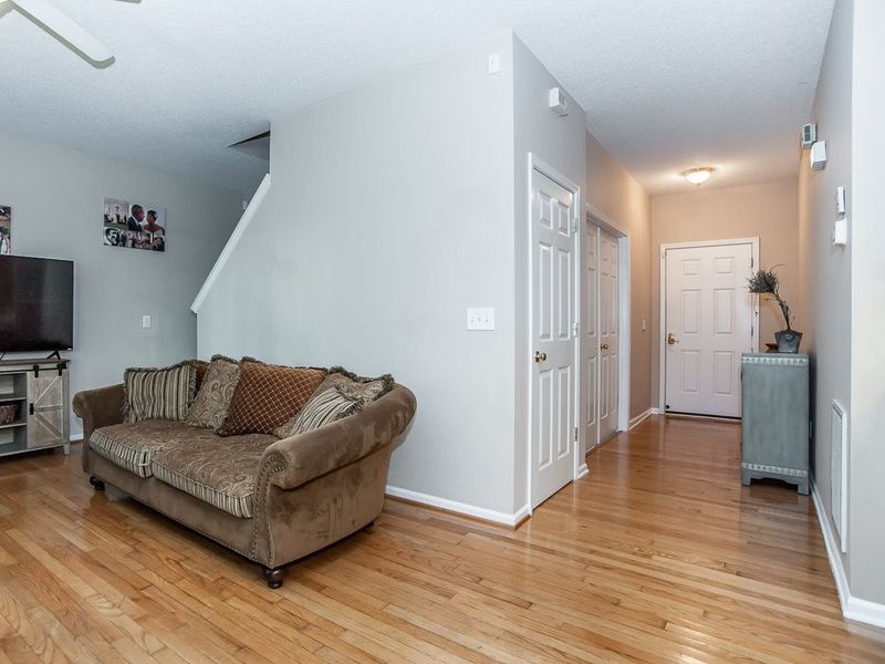 1101 Arbor Greene Dr, Garner, NC 27529