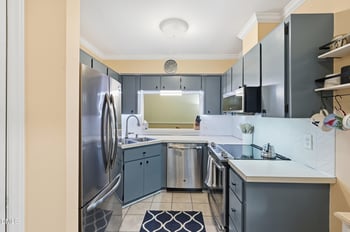 1101 Cotswold Ct, Raleigh, NC 27609