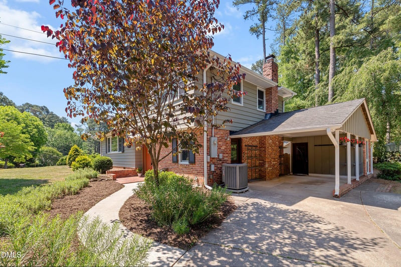 1101 Gunnison Pl, Raleigh, NC 27609