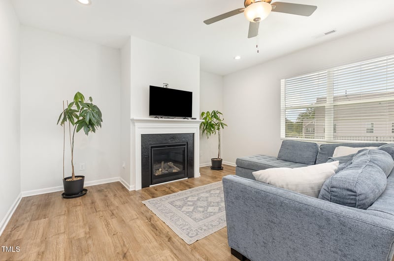 1101 Hazelmist Dr, Wake Forest, NC 27587