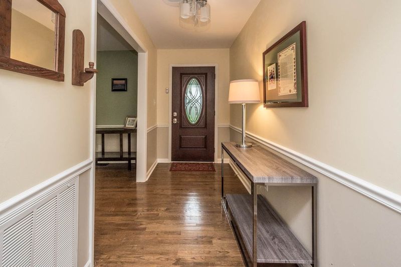 1101 Highland Trl, Cary, NC 27511