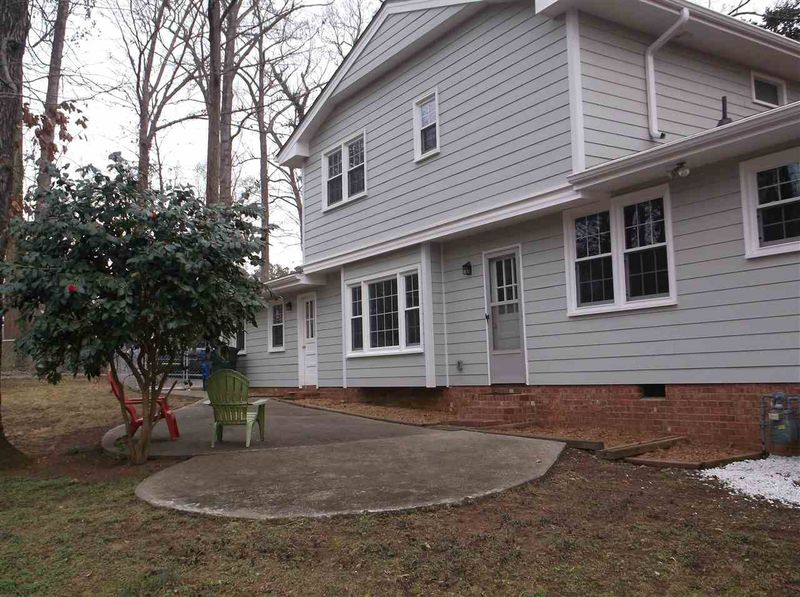 1101 Mayberry Pl, Raleigh, NC 27609