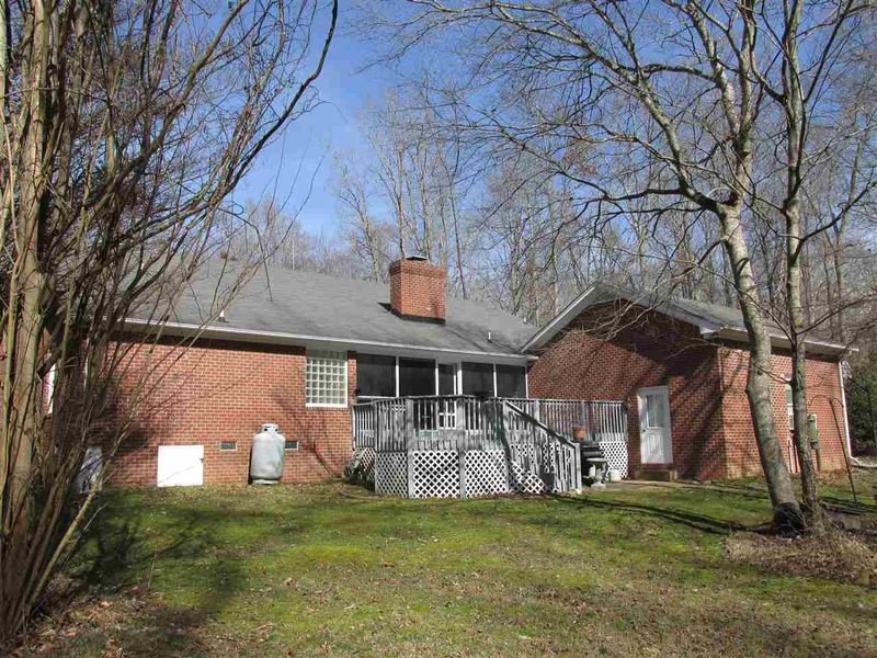 1101 Meadowlark Ct, Clayton, NC 27520