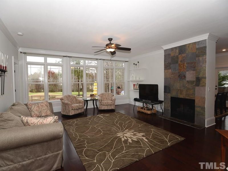 1101 Neuse Ridge Dr, Clayton, NC 27527
