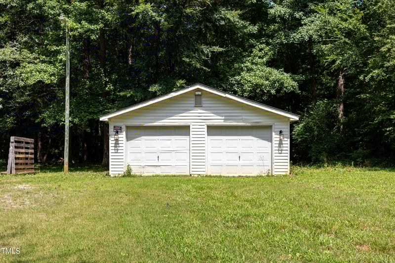 1101 Oak Grove Inn Rd, Selma, NC 27576