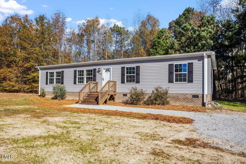 1101 Perry Rd, Zebulon, NC 27597