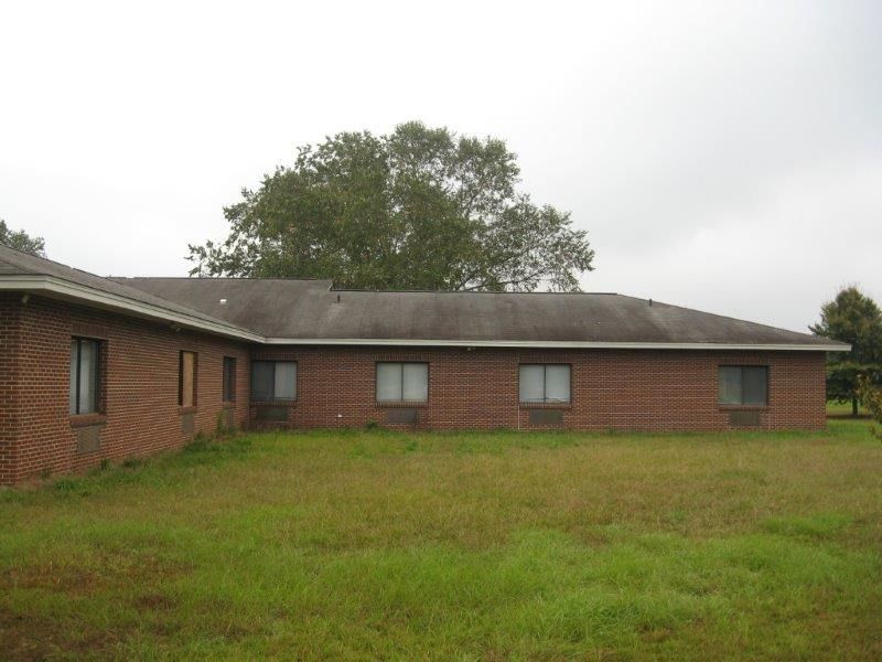1101 River Rd, Selma, NC 27576