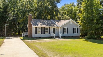 1101 Robinfield Dr, Raleigh, NC 27603