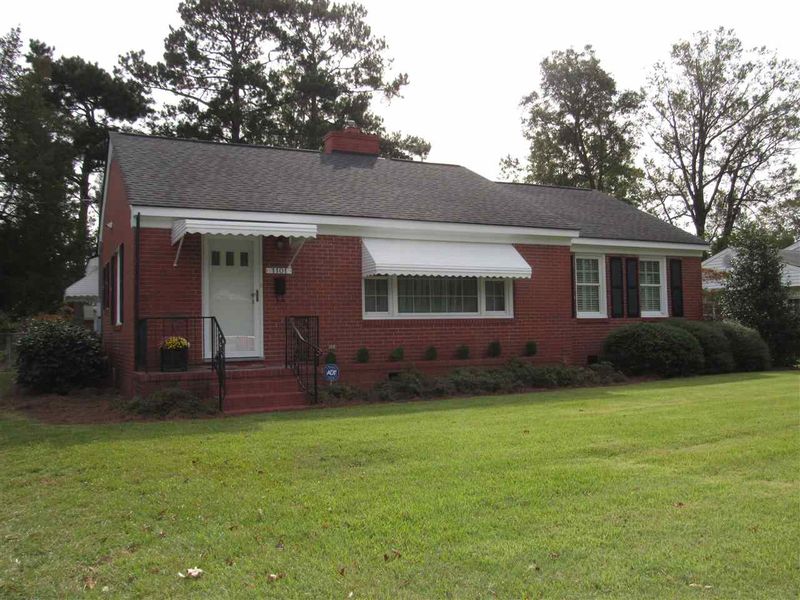 1101 S Second St, Smithfield, NC 27577