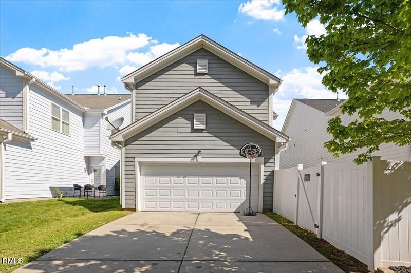 1101 Somers Dr, Morrisville, NC 27560