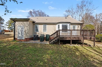 1101 Spruce Dr, Zebulon, NC 27597