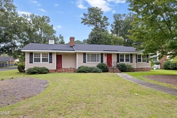 1101 S Walnut Dr, Smithfield, NC 27577