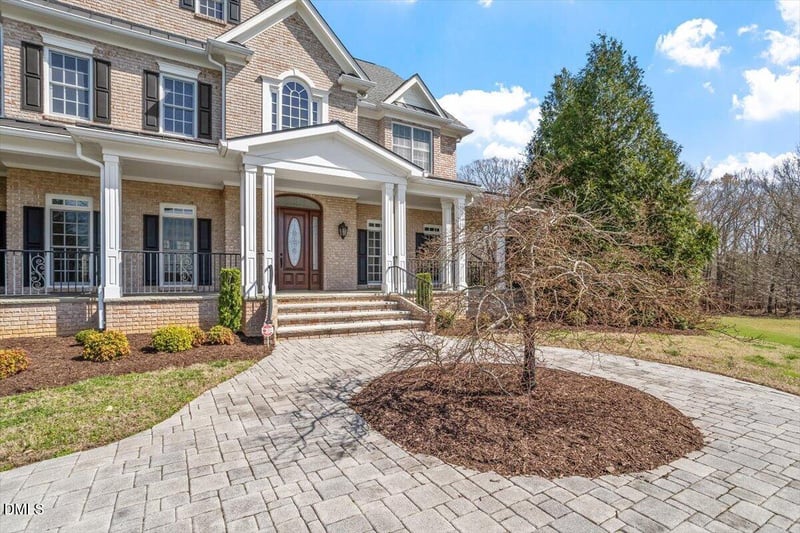 1101 Walnut Hill, Hillsborough, NC 27278
