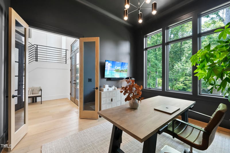 1101 Wimbleton Dr, Raleigh, NC 27609