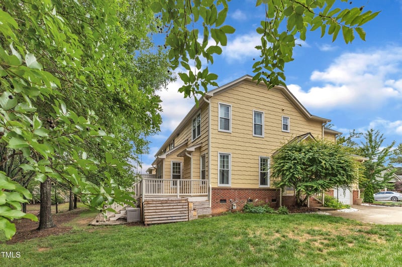 11012 Southwalk Ln, Raleigh, NC 27614