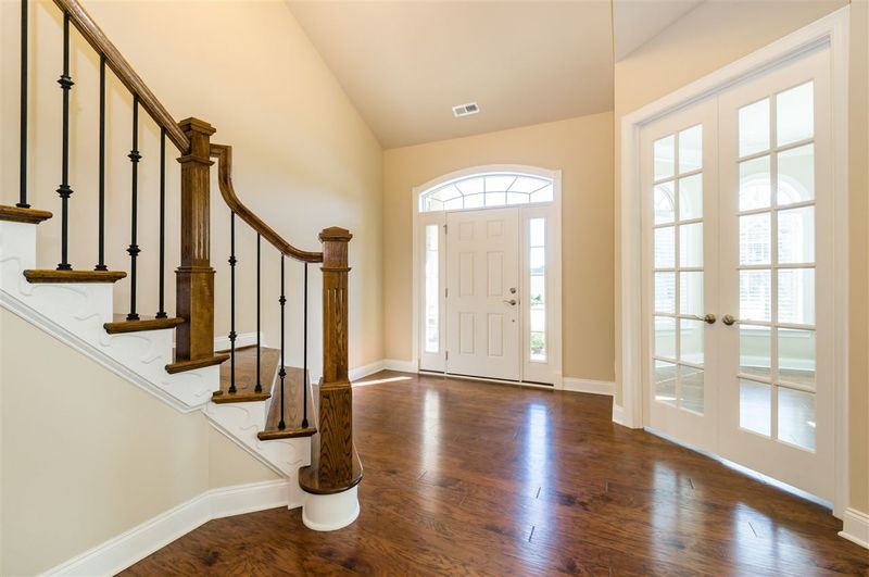11013 Emerald Creek Dr, Raleigh, NC 27617