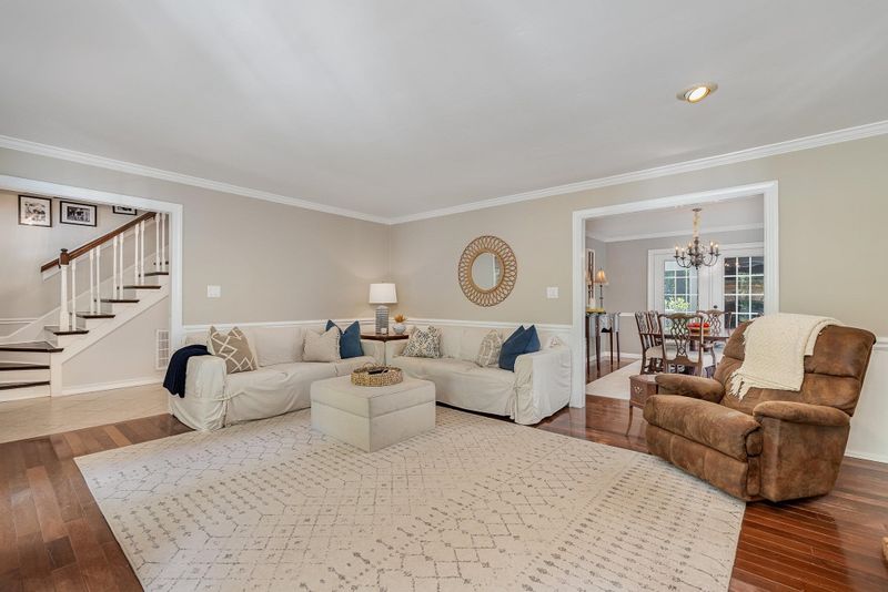 11016 Eaglerock Dr, Raleigh, NC 27613