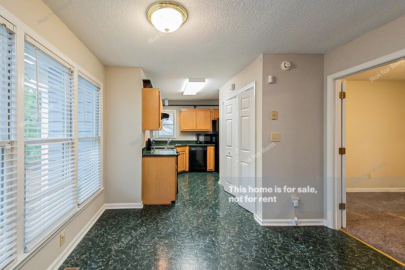 1102 Clifford Dr, Durham, NC 27704
