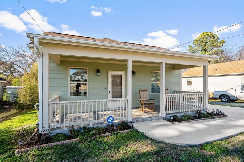 1102 Ellis Rd, Durham, NC 27703
