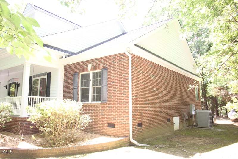 1102 Falling Stream, Sanford, NC 27332
