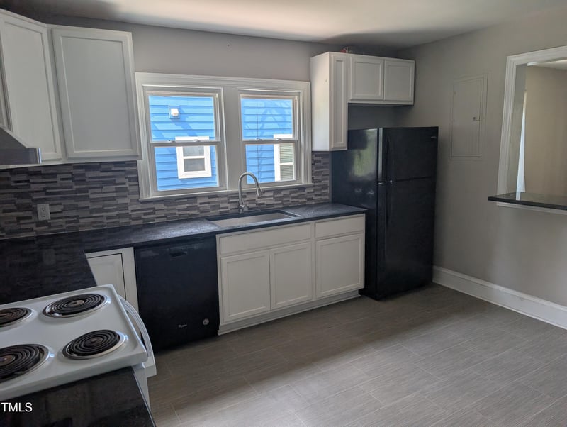 1102 N Guthrie Ave, Durham, NC 27703
