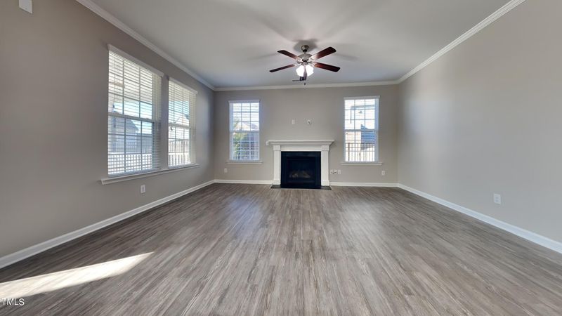 1102 Jamison Pond Dr, Knightdale, NC 27545