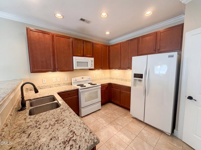 1102 Lake Michael Way, Mebane, NC 27302