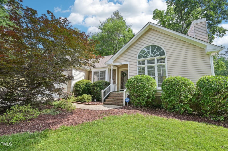 1102 Laurens Way, Knightdale, NC 27545