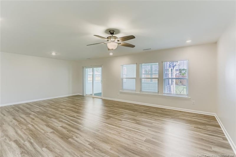 1102 Noor Ln, Fuquay Varina, NC 27526