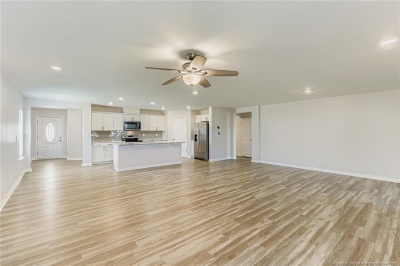 1102 Noor Ln, Fuquay Varina, NC 27526