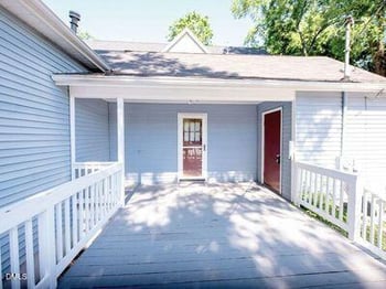 1102 Oakwood Ave, Raleigh, NC 27601