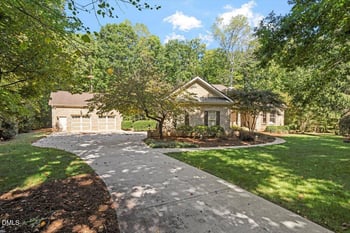 1102 Stanridge Dr, Raleigh, NC 27613