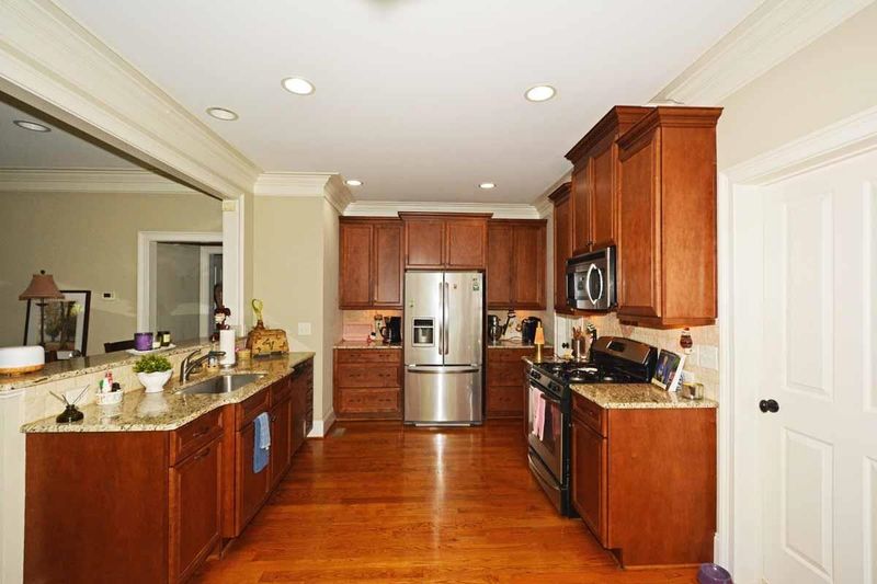 1102 N State St, Raleigh, NC 27604