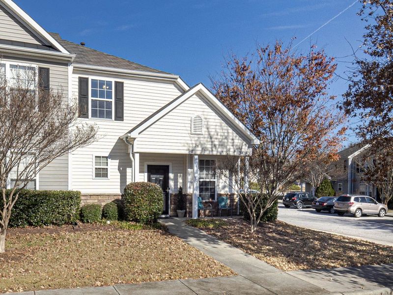 1102 Vermillion Dr, Durham, NC 27713