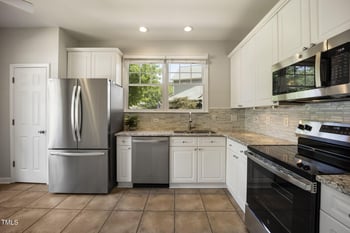 11020 Southwalk Ln, Raleigh, NC 27614