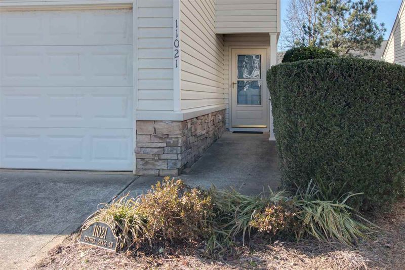 11021 Feather Grass Ln, Raleigh, NC 27613