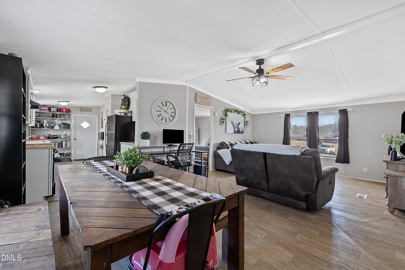 11022 Nc 222 , Middlesex, NC 27557