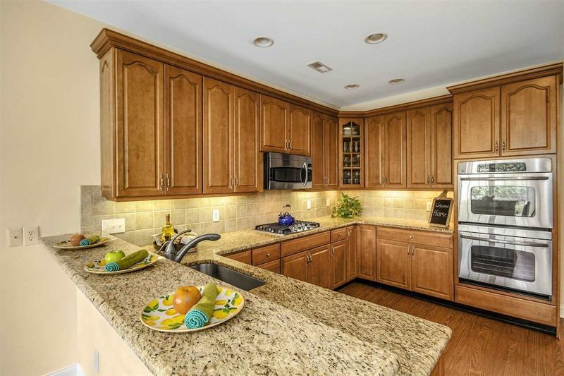 11027 Fair Chase Ct, Raleigh, NC 27617