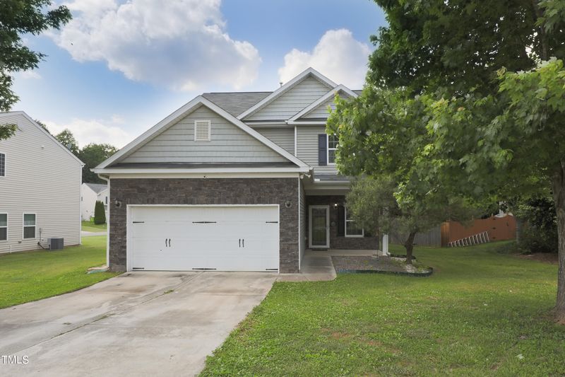 1103 Bethpage Dr, Mebane, NC 27302