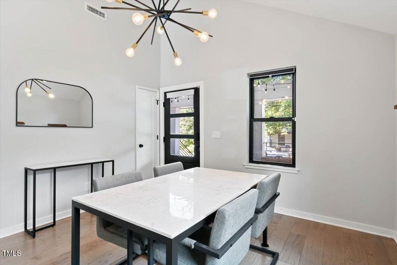 1103 S Bloodworth St, Raleigh, NC 27601
