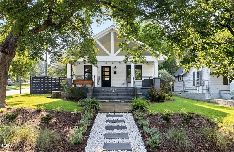 1103 Bloodworth St, Raleigh, NC 27601