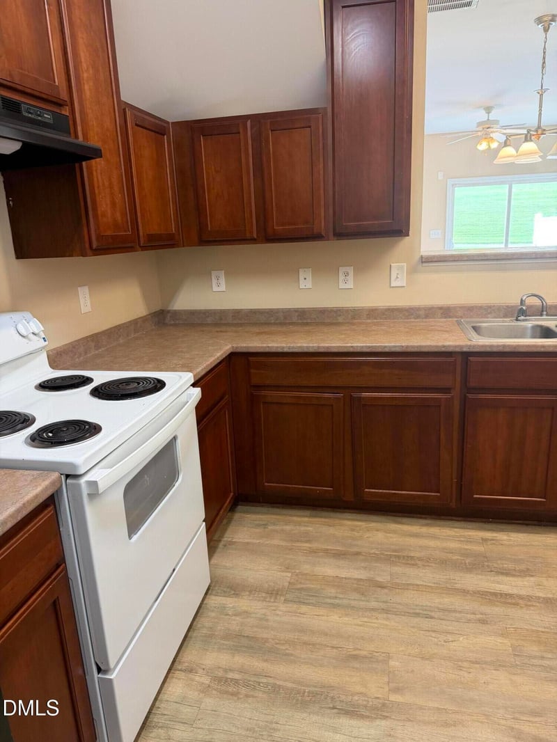 1103 Hadel Pl, Knightdale, NC 27545