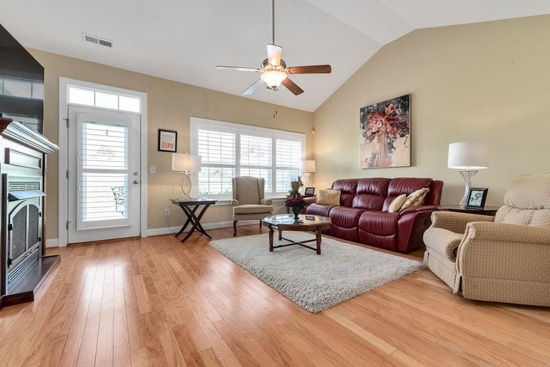 1103 Lake Michael Way, Mebane, NC 27302