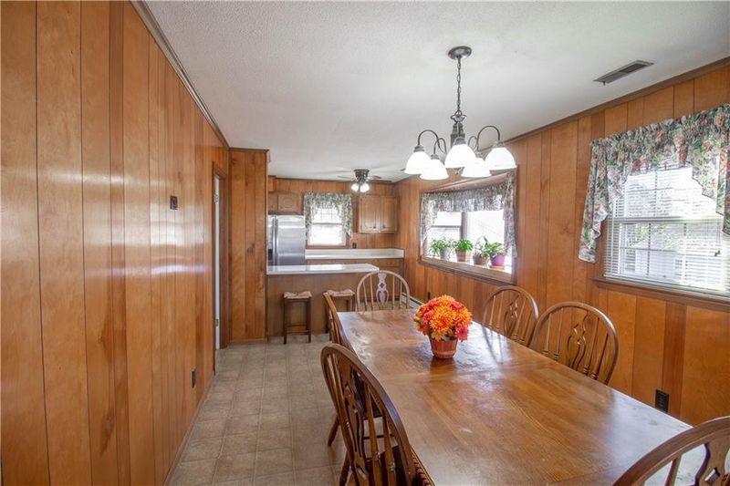 1103 N Mebane St, Burlington, NC 27215