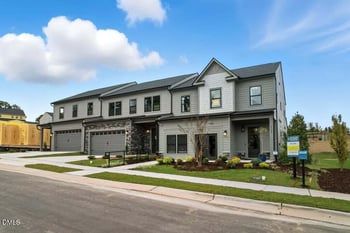 1103 Palisade Bluff Ln, Apex, NC 27502